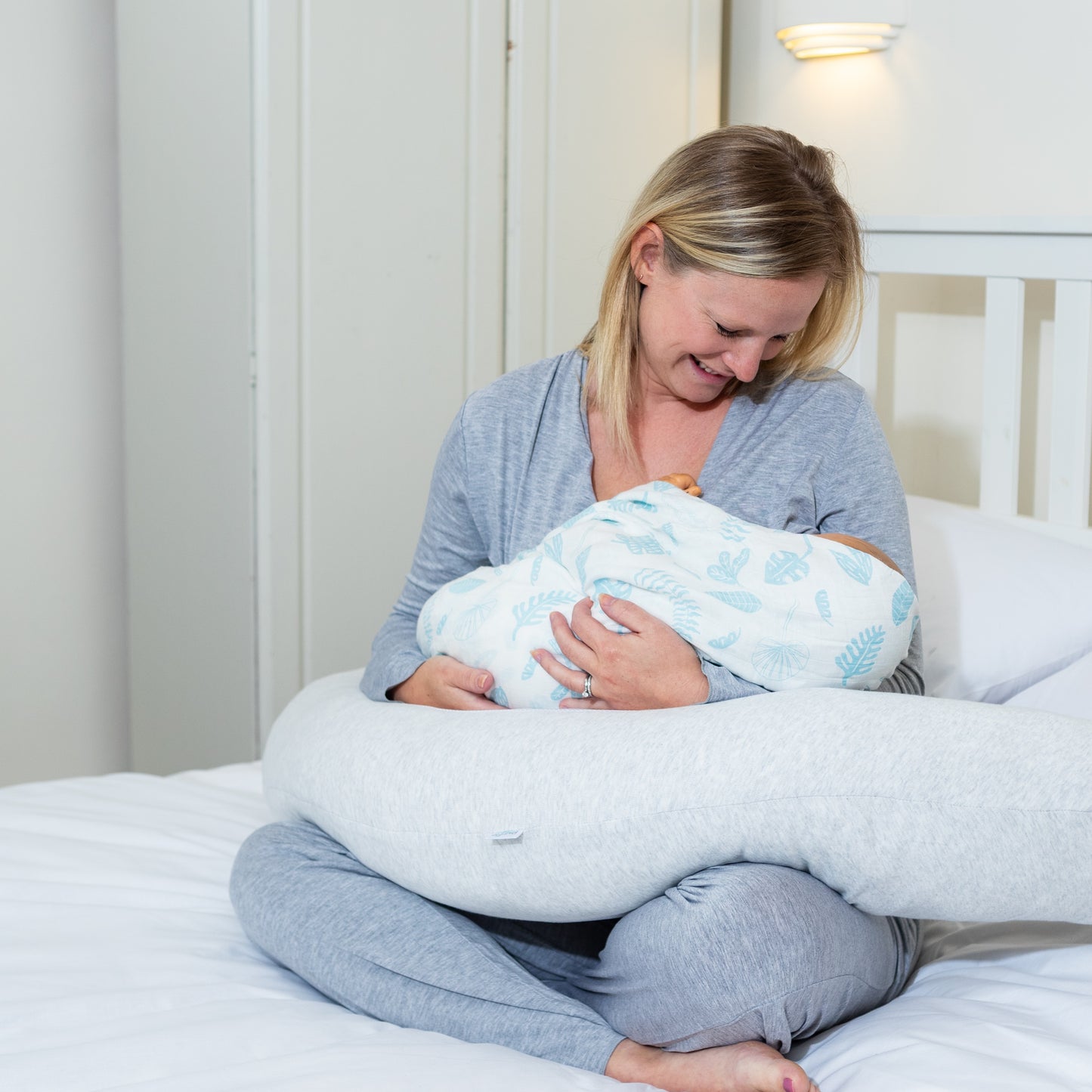 Purflo Breathe Pregnancy Pillow - Minimal Grey