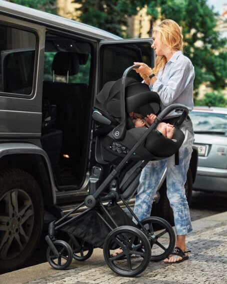 Cybex | Priam Pram 2022 Bundle Witth Cloud Ti Capsule