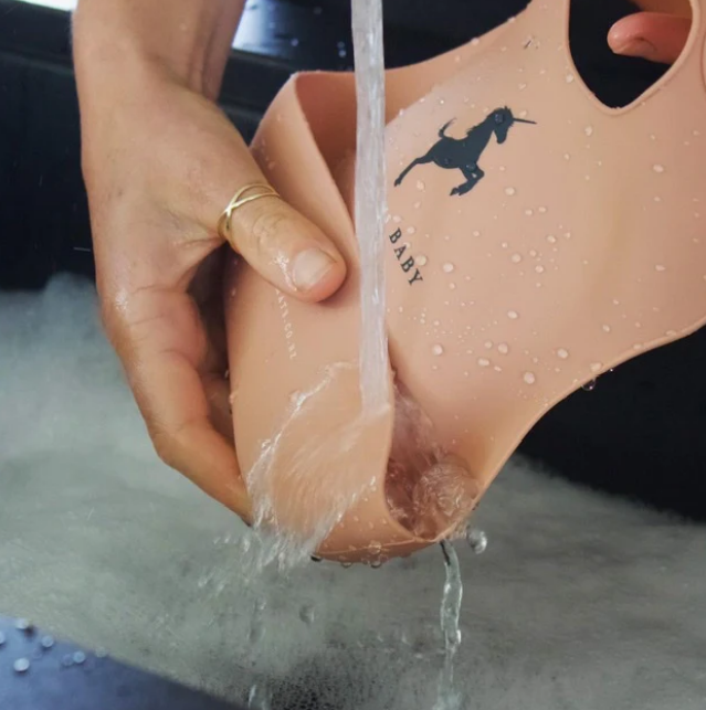 Mess Mats | MESS BIB | Unicorn