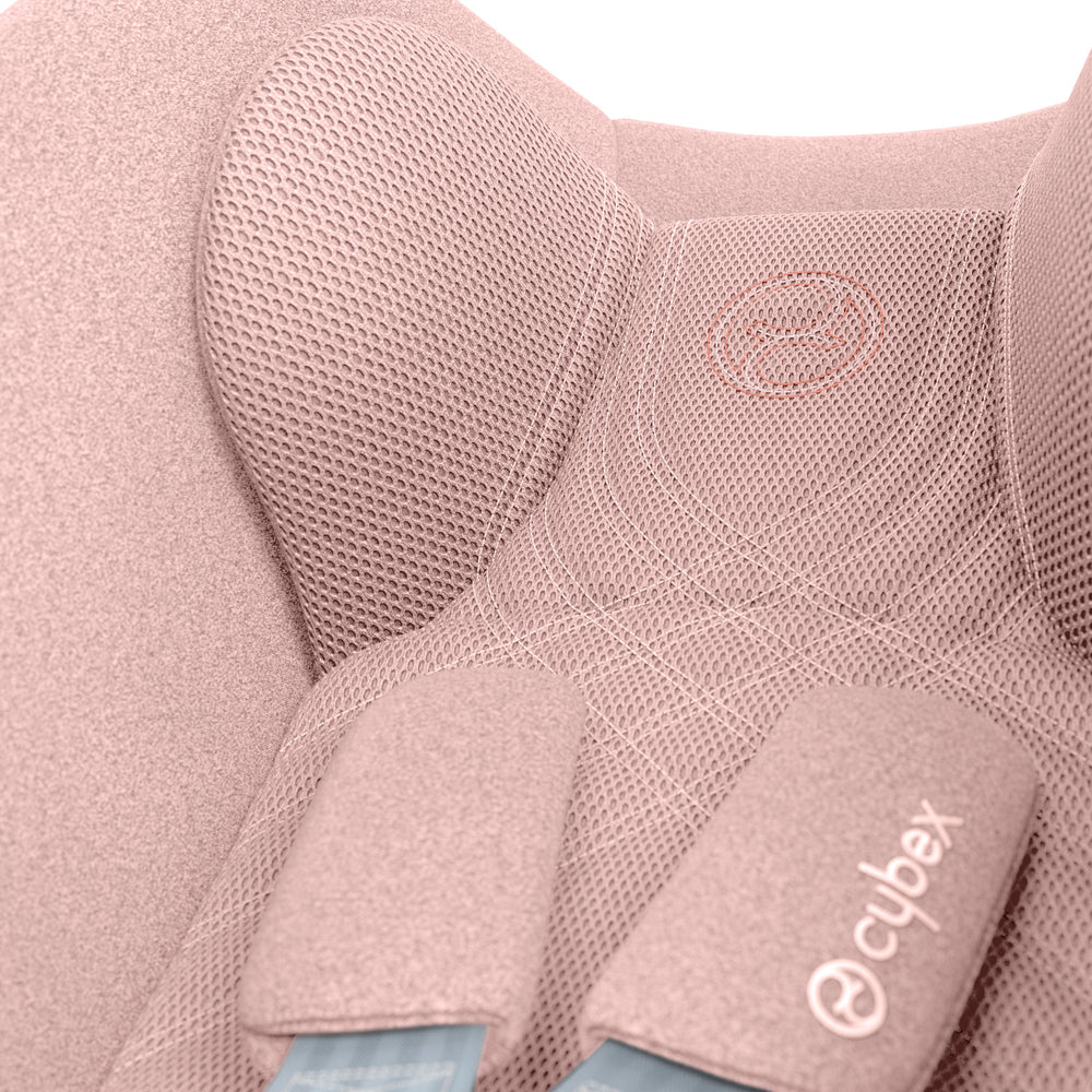 Cybex | Cloud Ti Size Capusle & Base T Car Seat Bundle