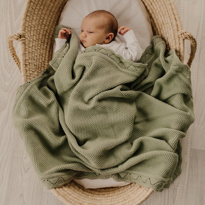 Mod and Tod | Heirloom Blanket | Scalloped Edge