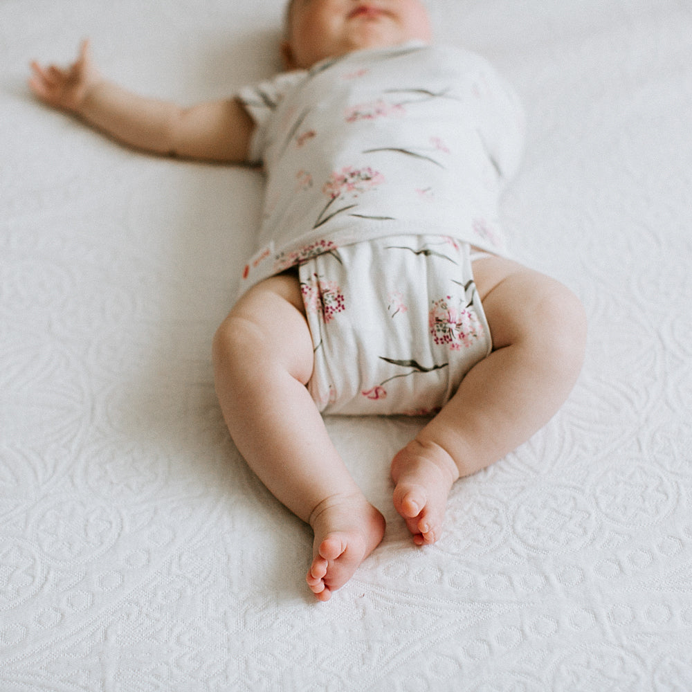 Embe Starter 2-way Swaddle - Clustered Flowers