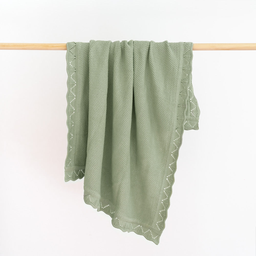 Mod and Tod | Heirloom Blanket | Scalloped Edge