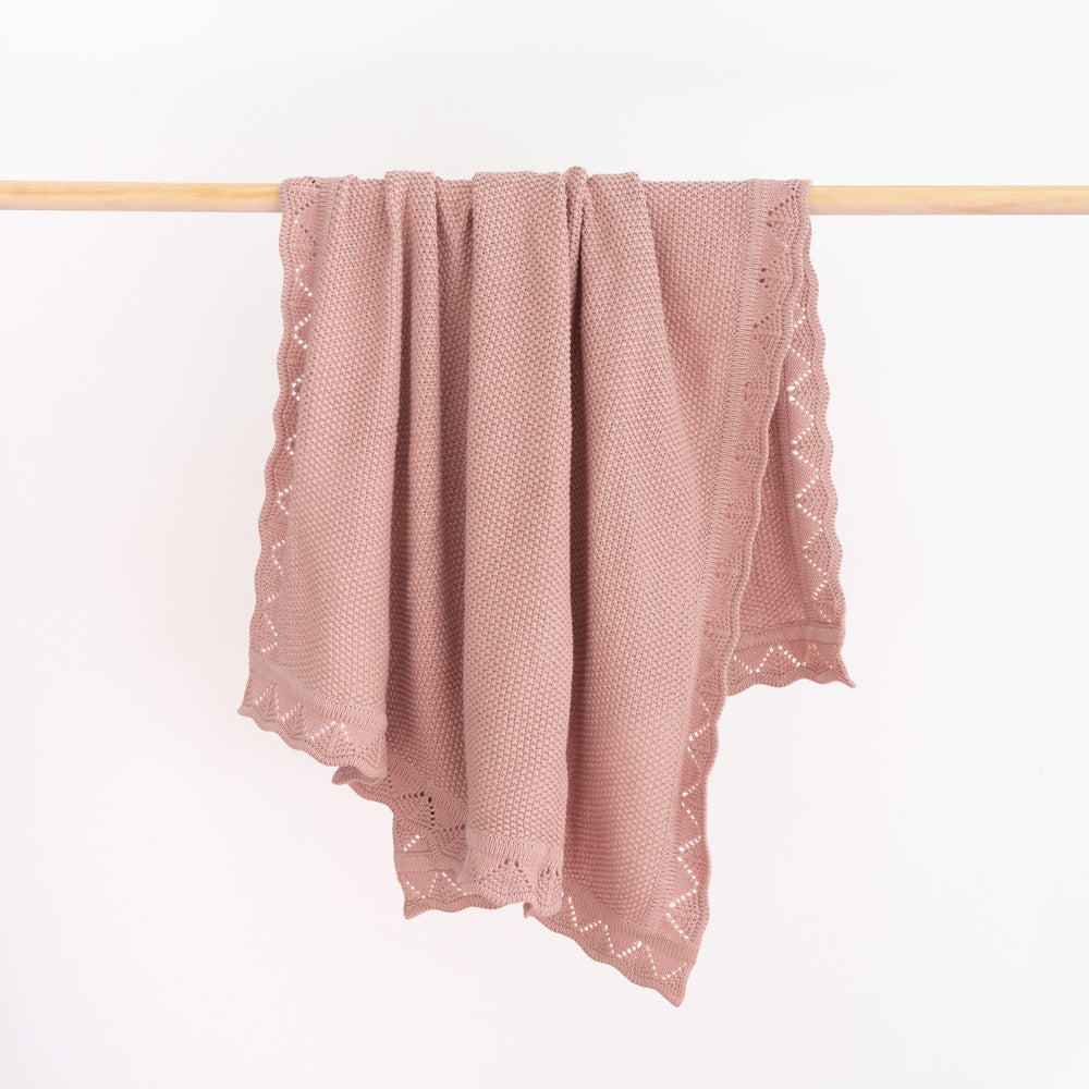 Mod and Tod | Heirloom Blanket | Scalloped Edge