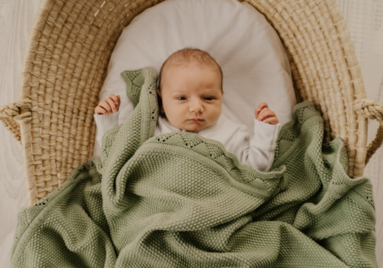 Mod and Tod | Heirloom Blanket | Scalloped Edge