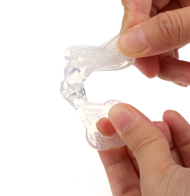 Haakaa | Contoured Silicone Toothbrush