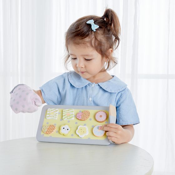 Classic World | Biscuit Baking Set