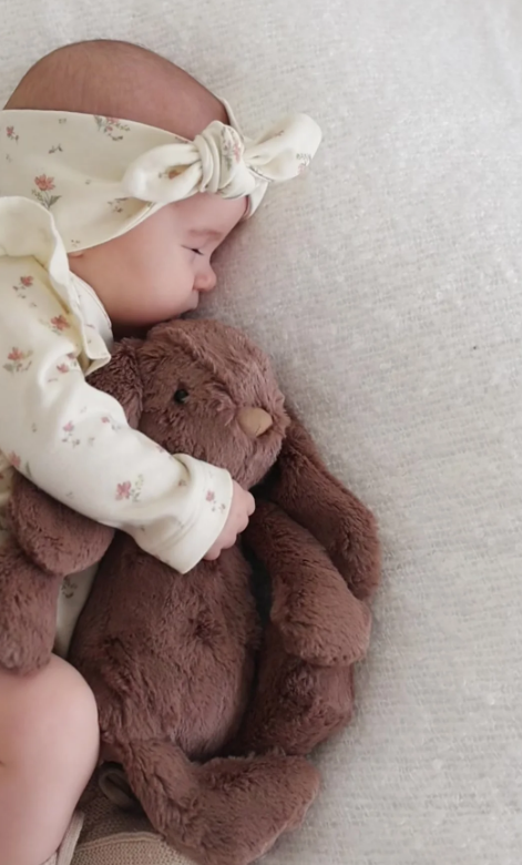 Jamie Kay | Snuggle Bunnies | Penelope The Bunny - Spice 30cm