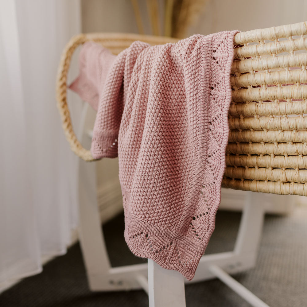 Mod and Tod | Heirloom Blanket | Scalloped Edge