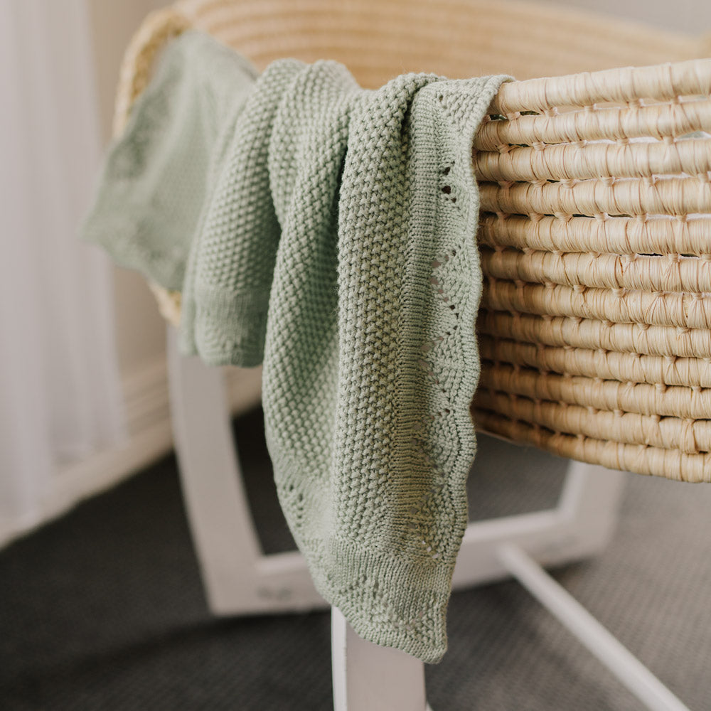 Mod and Tod | Heirloom Blanket | Scalloped Edge