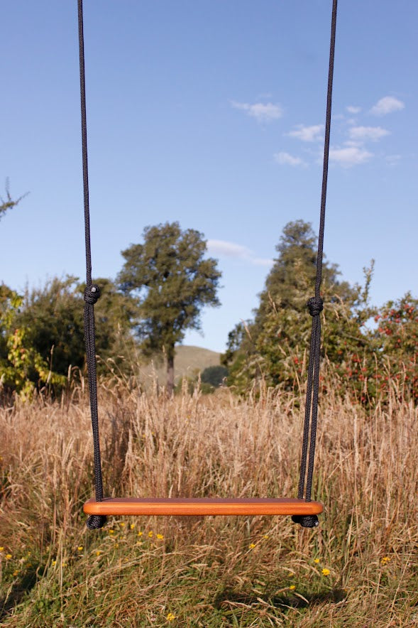 SOLVEJ | Traditional Board Swing